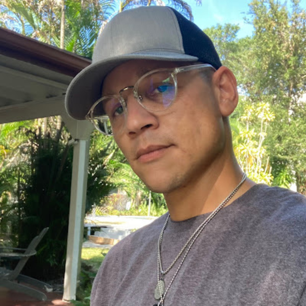 Meet your Posher, Raul